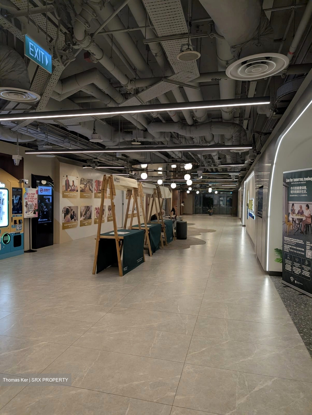 Orchard Road (D9), Retail #633760271